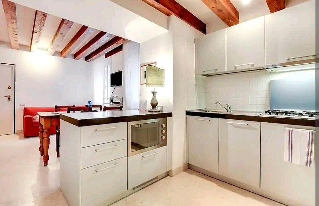 Pergola Apartment - Beautiful And Cozy Space On The Water Venezia Eksteriør bilde
